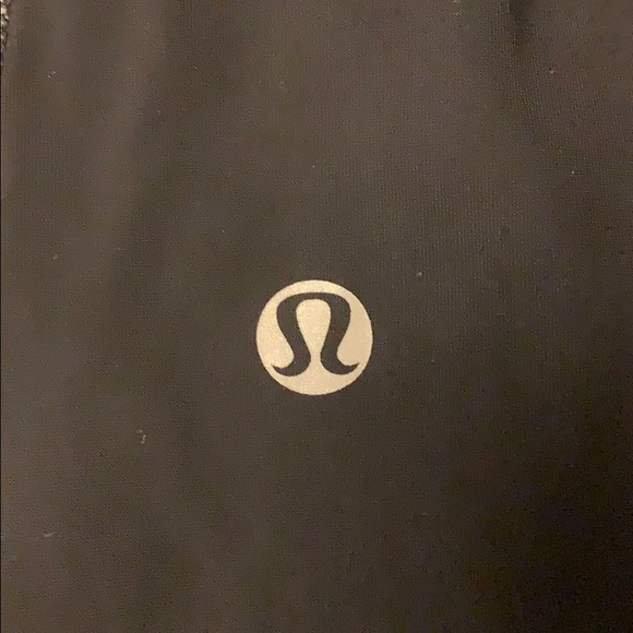 🍋 Lululemon Water Bound Singlet top - Picture 8 of 8